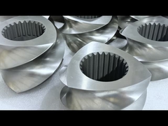 Elementos de rosca tripla